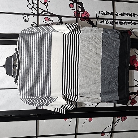 Street Rules Henley Graphic Tee Shirt Urban Striped Size Large - Picture 5 of 6